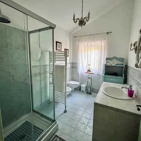 Cinguettio -relax Con Jacuzzi- * Fermo