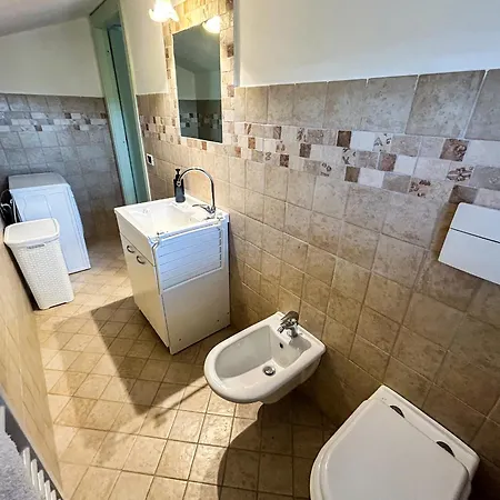 Cinguettio -relax Con Jacuzzi- *