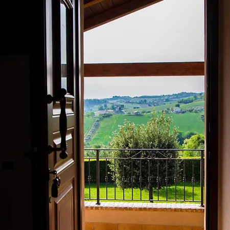 Villa Cinguettio -relax Con Jacuzzi- Fermo