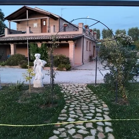 Villa Cinguettio -relax Con Jacuzzi- Fermo